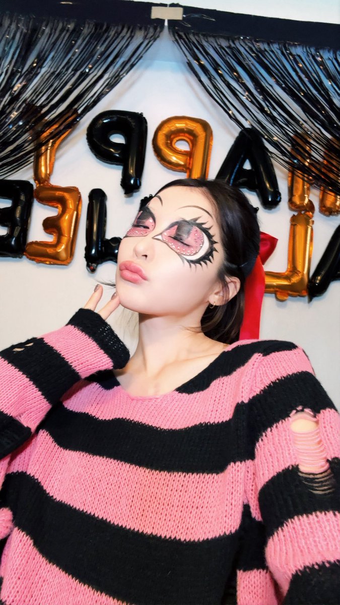sumiredooon's tweet photo. Halloween2025👻🎃 https://t.co/qGOq89u4xd