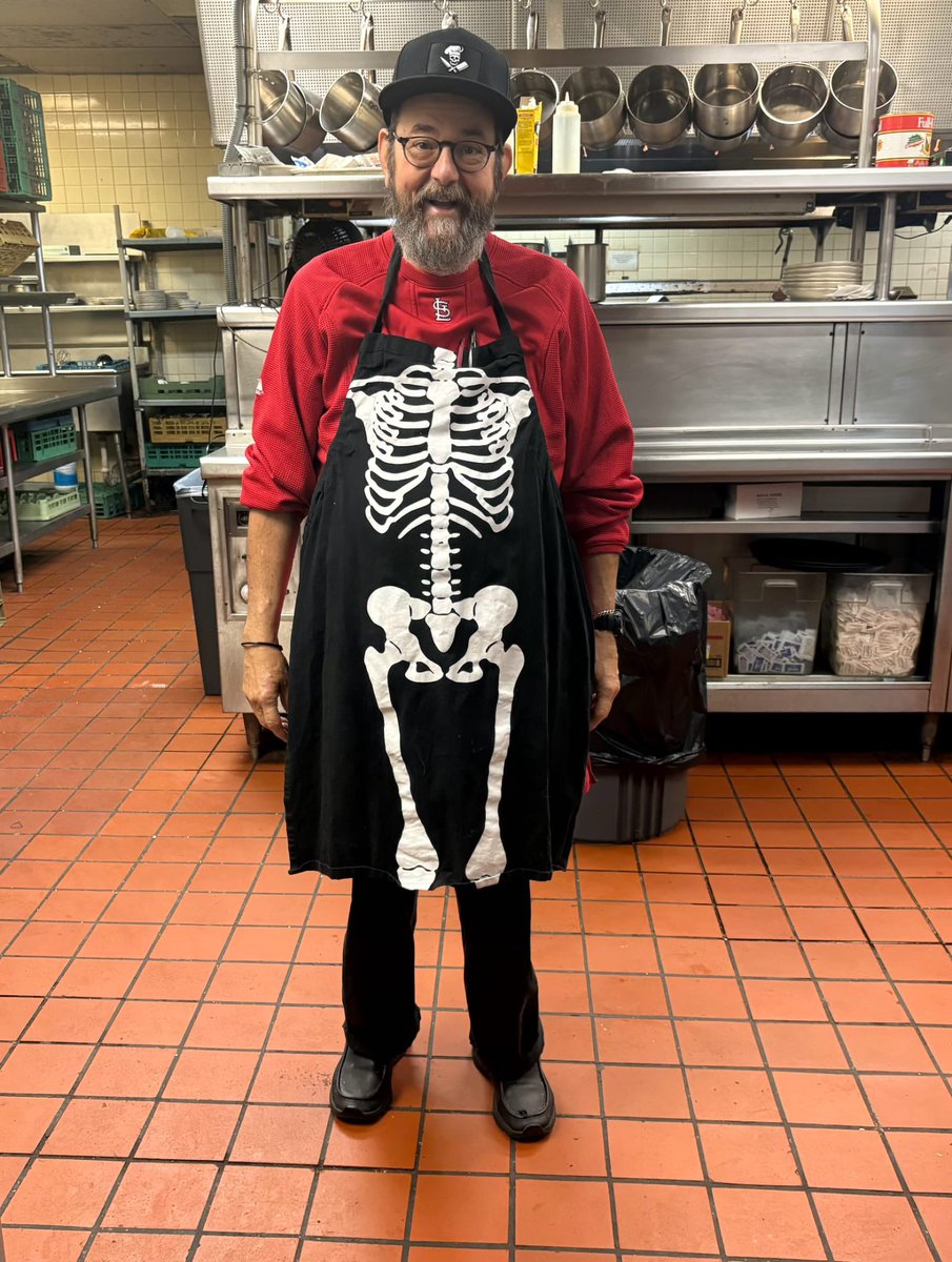 👻 We are open and serving up “spoooghetti and meatballs” tonight! 🍝 Have a Happy Halloween 🎃🕷️💀