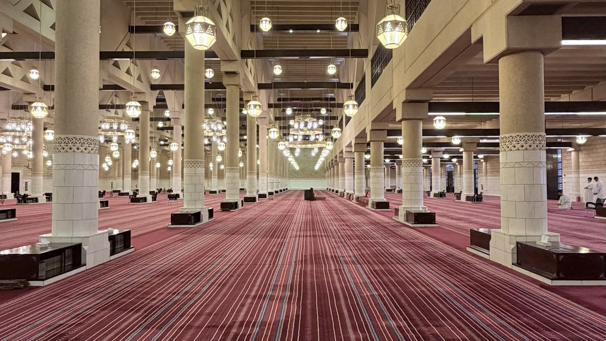 privatazi's tweet photo. جامع الامام تركي بن عبدالله 
قصر المصمك حي الديره - الرياض
Imam Turki bin Abdullah Mosque 
Al-Masmak Palace, Al-Deira District - Riyadh https://t.co/Gq7esapwMy