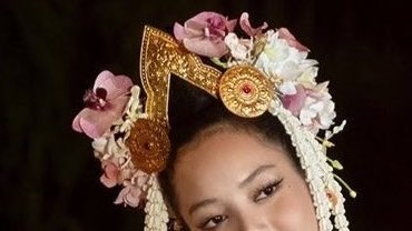 10s across for the headpiece always