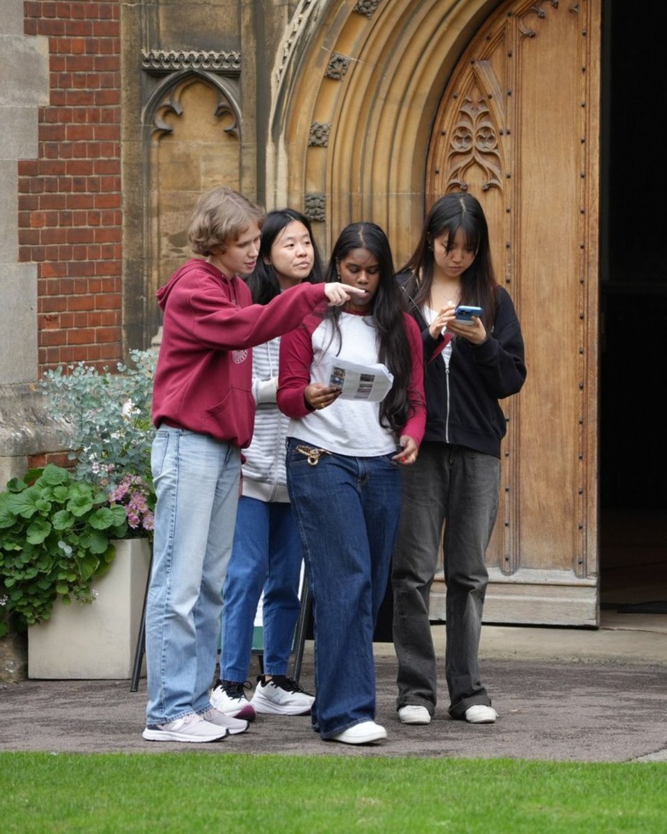 Cambridge University tweet media