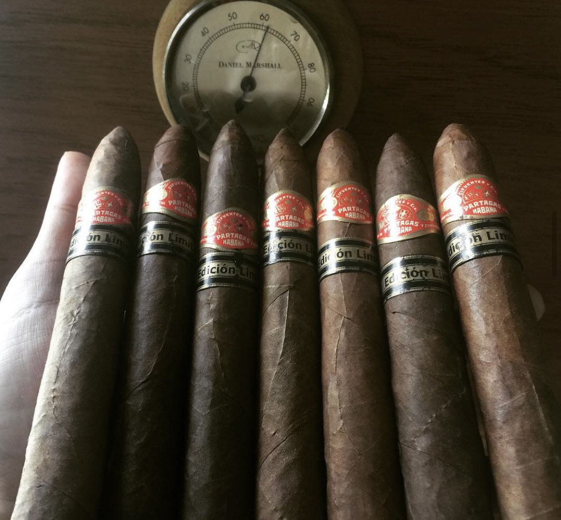 IvanLim66's tweet photo. When you need some power! ~ https://t.co/MQAwf4Vmad