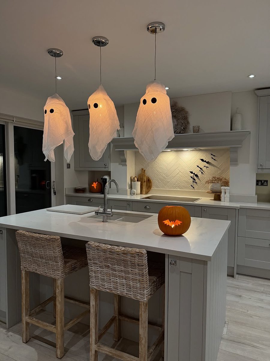 The Stone & Tile Company tweet media