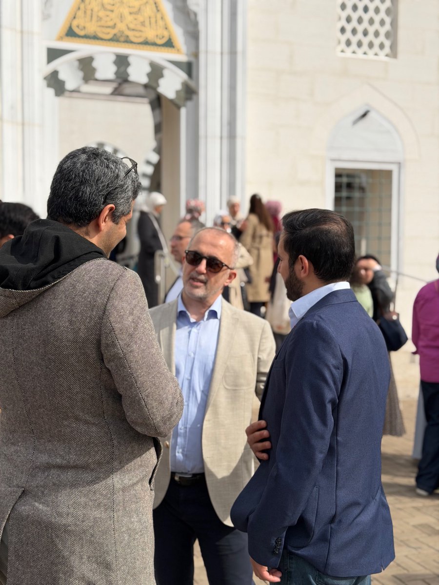 VasingtonEgitim's tweet image. Memleketin tadı, kokusu ve sohbeti… 🇹🇷
“Türk Öğrenci ve Araştırmacılar Buluşması”nda Amerika’daki öğrencilerimiz ve araştırmacılarımızla bir araya geldik. 
Samimi sohbetler, fikir alışverişleri ve geleneksel Türk kahvaltısı eşliğinde güzel bir hafta sonu geçirdik.