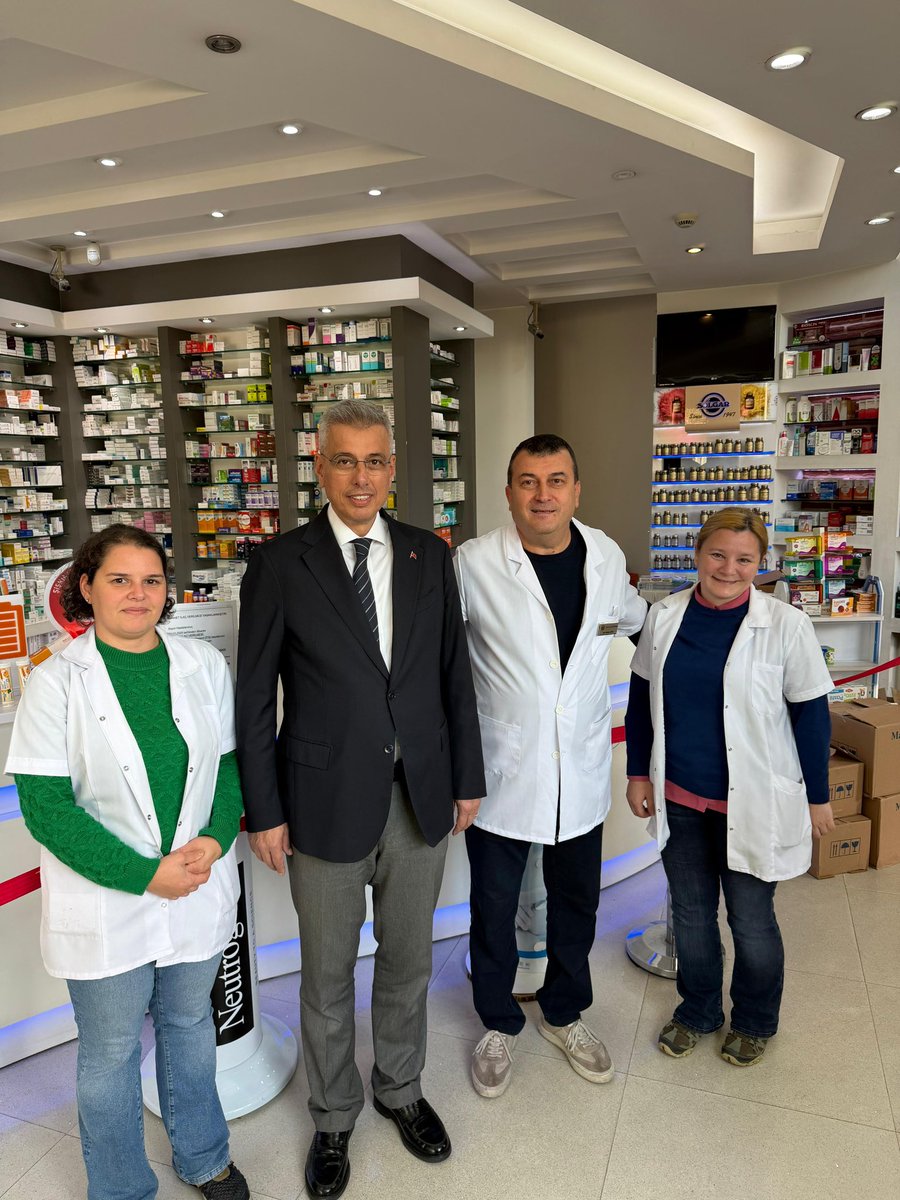 Yıllardır sahada, vatandaşlarımızın yanı başında. ❤️

Sizlere kulak vermeye, sizlerden ilham almaya devam edeceğiz.