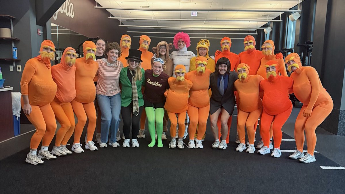 Loyola Softball tweet media