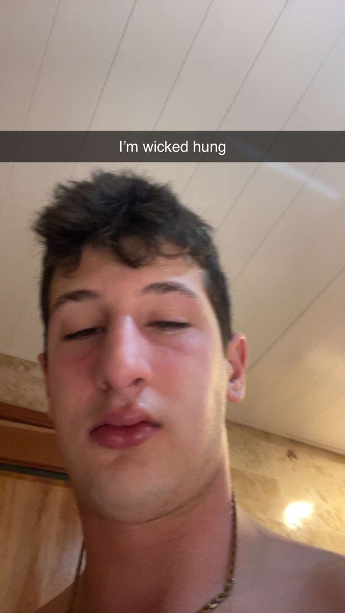 ESpacks69's tweet photo. Woke up this morning to a text from my pal 📬. #beattoapulp #hunglikeamoose #olliebags https://t.co/w0q8ZSGkQJ