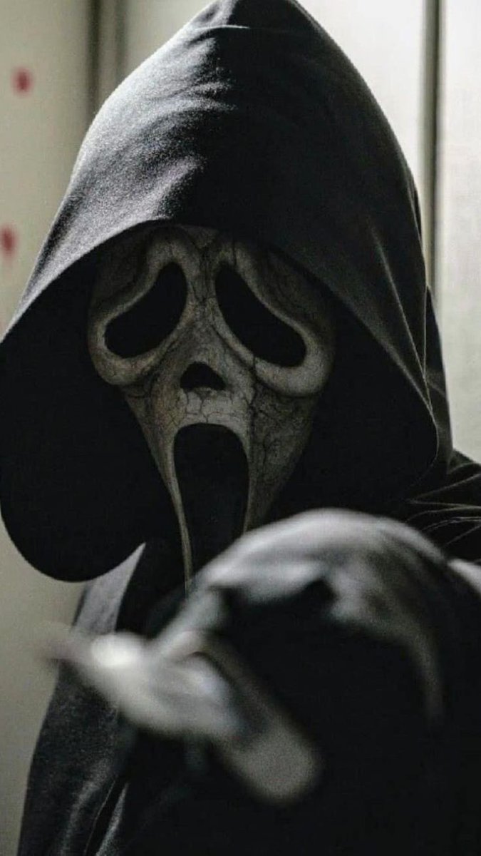 GOOOD MORNING, GANG!

Happy Halloween 🎃 

Plans have seemed to change, so I’m not sure if I’ll be hosting movie night 😞 

But I hope you all have a safe Halloween and make sure to bring me some candy 😋 

You got plans?
Feel free to show me any pictures of your night 🫂