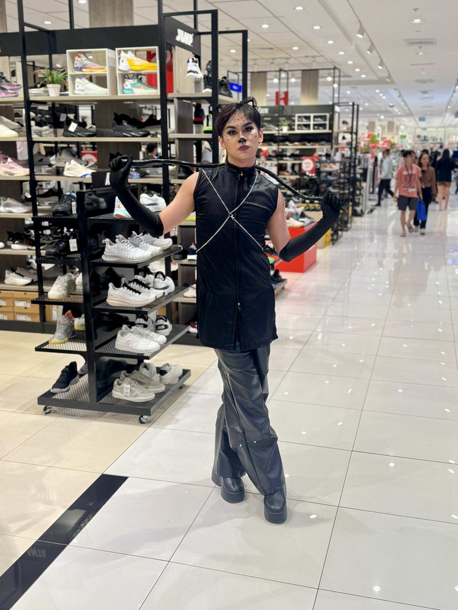 JCTabernero_'s tweet image. 👻 𝖂𝖍𝖆𝖙 𝖆 𝖘𝖕𝖔𝖔𝖐𝖙𝖆𝖈𝖚𝖑𝖆𝖗 𝖉𝖆𝖞 𝖆𝖙 𝕾𝕸 𝕮𝖎𝖙𝖞 𝕿𝖆𝖓𝖟𝖆! 🎃✨

#MonsterificHalloween #SMCityTanza #SpooktacularFun #EverythingsHereAtSM #halloween2025 #catwoman #blackcat