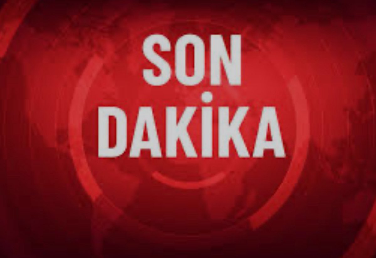 MHP’li Başkan görevinden alındı

Kaş ilçesinde Polis ekipleriyle tartışıp
1 Polisin çenesini yumruklarıyla patlatan ilçe başkanı
Mhp Genel merkezi tarafından görevinden alındı