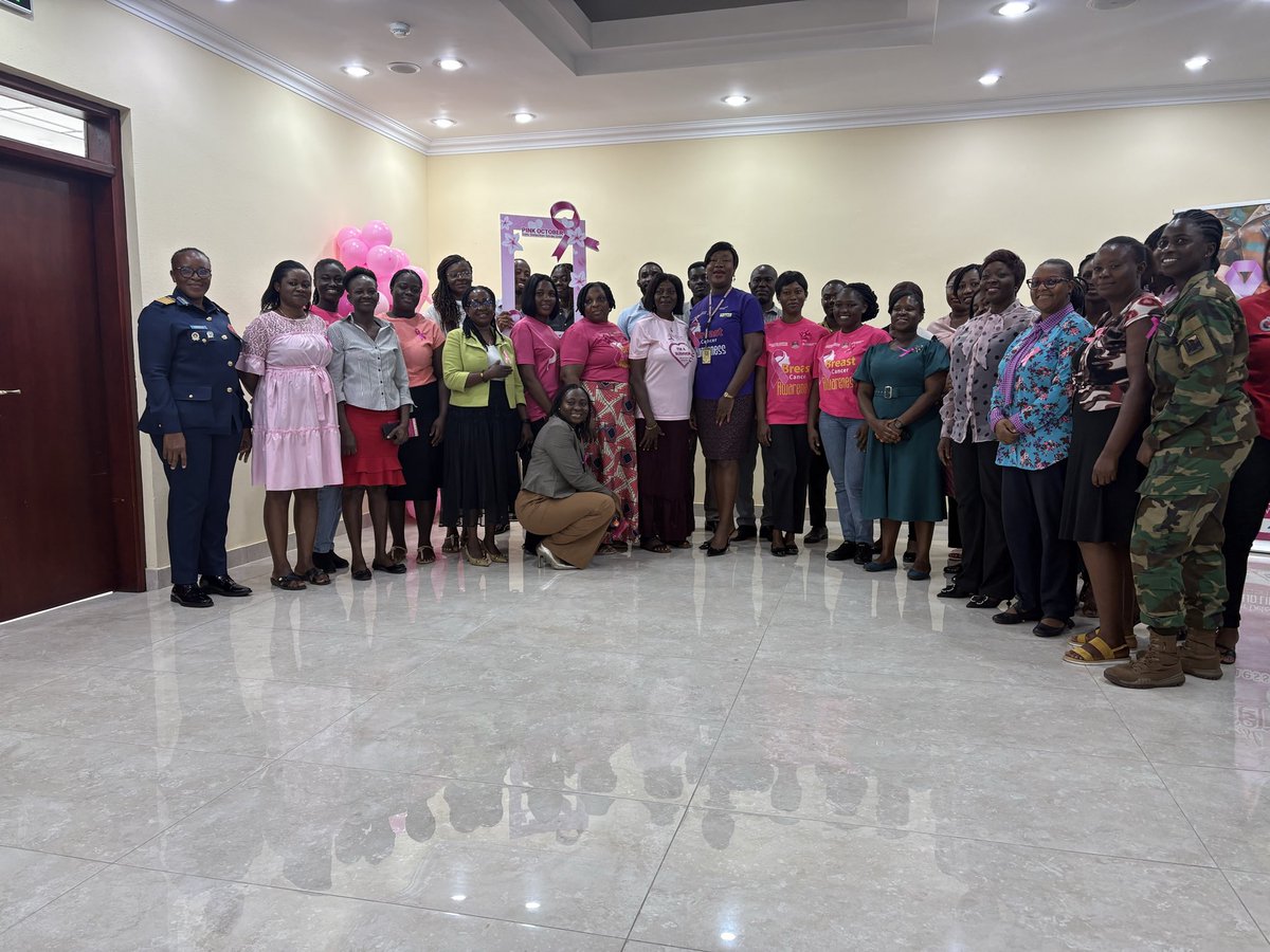 drewura's tweet photo. Ministry of Defence (MOD) goes pink 💕🙏🏿. I gave a breast cancer talk and had a breast cancer survivor and advocate Auntie Barbara share her story with the staff of MOD. Afterwards my team and I screened the breasts of both the males and females present. #pinktober https://t.co/uOekh7nI2M
