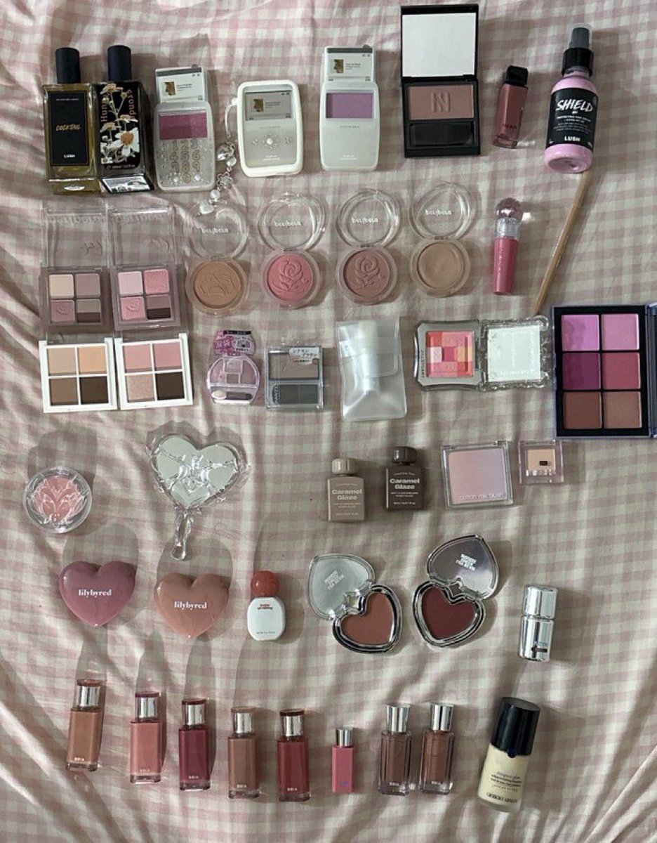 juhyunprettys's tweet photo. [— INA GO 🇮🇩] SALE OLIVE YOUNG Mediheal, Hince, Dinto, Lilybyred, Bbia, Rejuran, Anua x Black Friday OPEN LAGI 🥳 

🛍️ lippies start 40k
🛍️ eyeshadow start 115k
🇮🇩 malang, GO WA 1k members 

Batch sebelumnya udah terisi 300 slots 🥳🥹 price and details aku spill di threads ini ya guys ✨