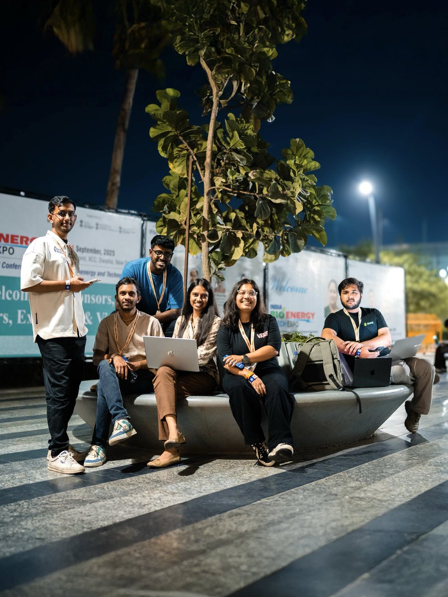 Divyeshgupta_'s tweet photo. Last month, we participated in ETH Delhi 2025 with the entire team of @0xExpelee

Unforgettable nights of coding, brainstorming. 

Also loved connecting with some amazing devs and founders! ⚡

 #ETHGlobal #ETHDelhi2025 https://t.co/O3oHhiPmrd