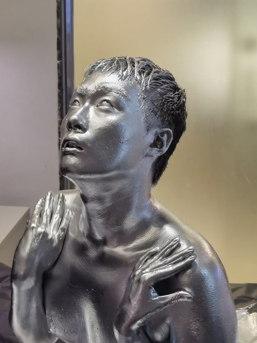 Rubberdarkmen tweet media