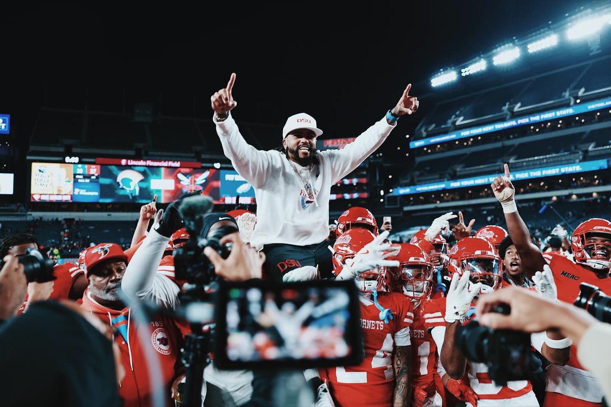 DelStateUniv's tweet photo. After a big win with 47,266 fans at the Linc, DSU announced that the Scholarship Ball will move to Jan. 24 to support the football team’s momentum. 

We’ve got our sights set on the @MEACSports Championship &amp; the @CelebrationBowl in December. More at https://t.co/eeGYYAUT3v. https://t.co/uBFnkk2QB4