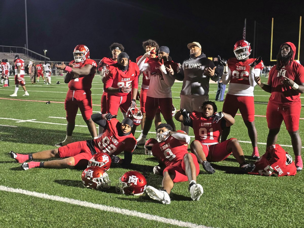 Silverback tweet media