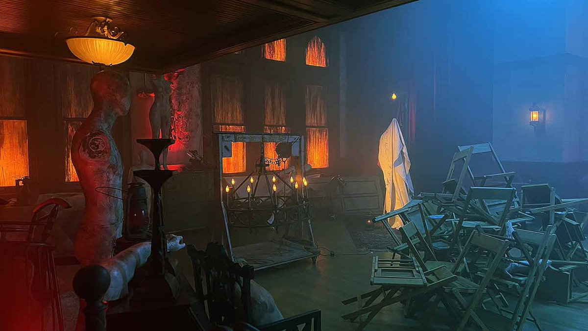 bethkushnick's tweet image. This weekend calls for a good scare 👻 The perfect way to celebrate #Halloween? A great horror movie! My favorite is Insidious: The Red Door, of course! 🎬🎃 #BehindTheScenes #SetDecorator #Film #SpookySeason #Costume #Insidious