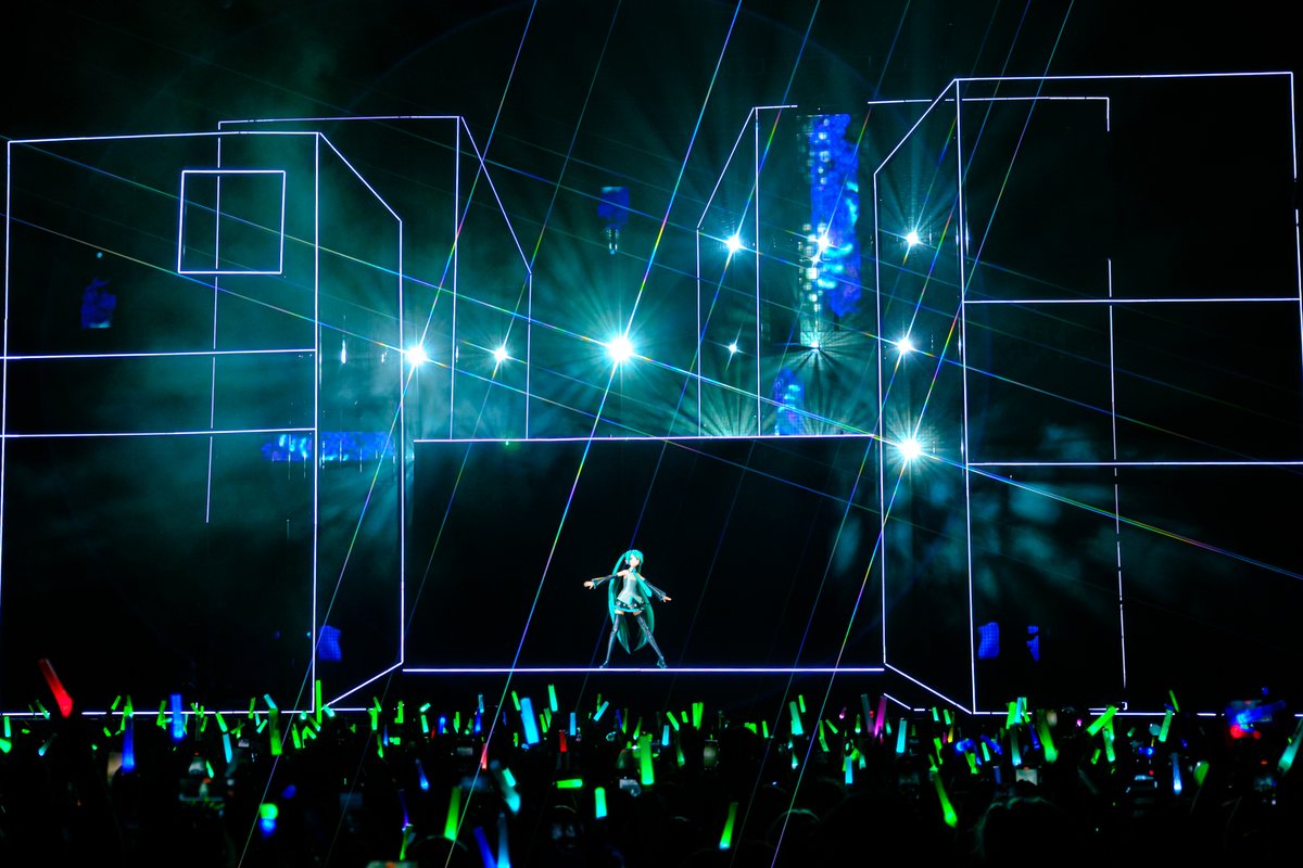 ¡La venta general para Hatsune Miku en el Pepsi Center ya está activa! Adquieran ahora sus entradas📷
📷: bit.ly/HatsuneMiku26