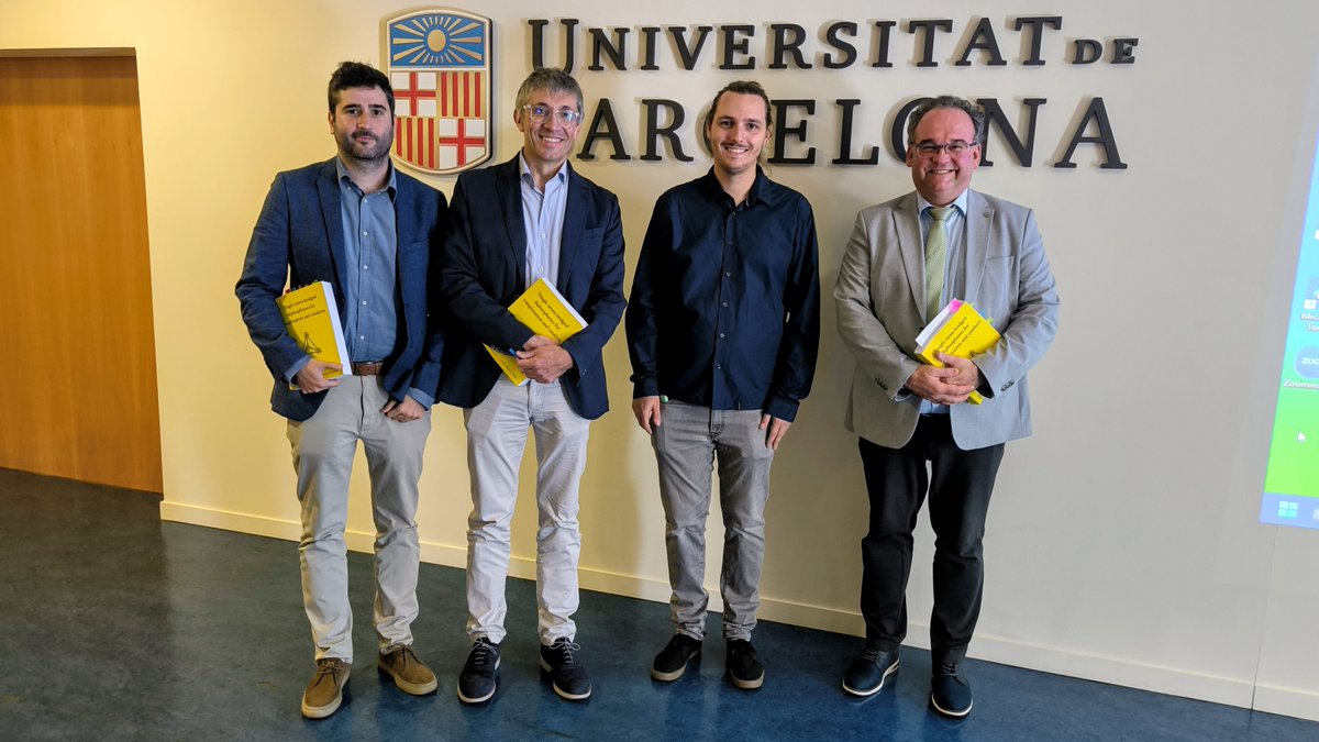 Kudos to our member <a href="/javier_eusamio/">Javier Eusamio</a>, who has successfully defended today his PhD thesis under Prof. Grabulosa supervision.

The members of the tribunal were (L to R) Dr. Miquel Serrano, Prof. Xavier Verdaguer and Prof. Christian Müller.
<a href="/QuimicaUB/">Facultat de Química UB</a>