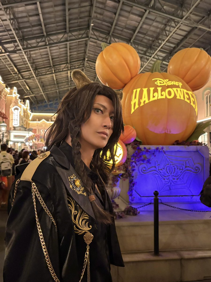 Ryusay86's tweet photo. Happy Halloween👻

今年のDハロはブレイジングジュエルのレオナさんやりました🦁
ライブ良かったねぇ…

 #Dハロ仮装2025 
 #Dハロツイステ仮装 https://t.co/JlHVtATpQw