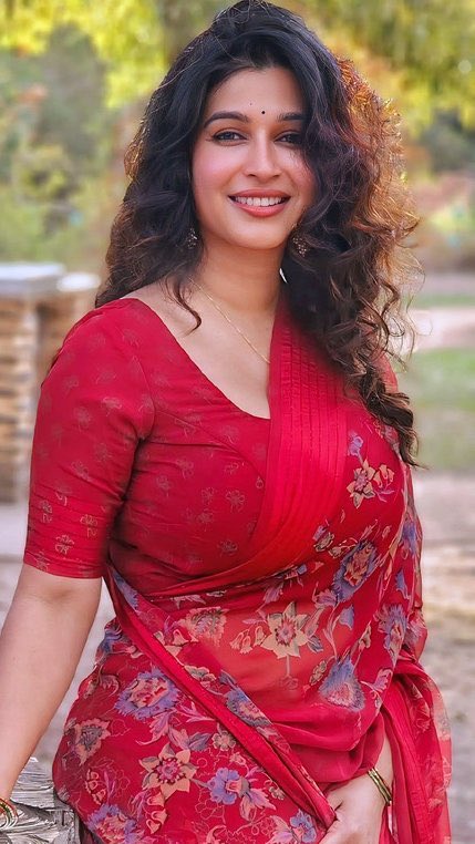 வெறுக்கும் கண்கள் 
நம்மை வேடிக்கை பார்க்கட்டும்!