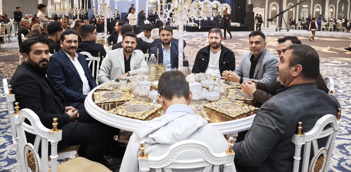 İlçe Teşkilatımızla İlçe Başkan Yardımcımız Ali Bucak Başkanımızın Yeğenlerinin Mutlu Gününde Kendisine Eşlik Ettik. Yeni Çiftimize İki Cihanda Mutluluklar Diliyoruz.