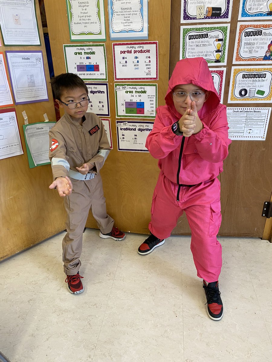 4th grade Halloween Costumes! <a href="/NorthSideEW/">North Side School</a> #ewlearns
