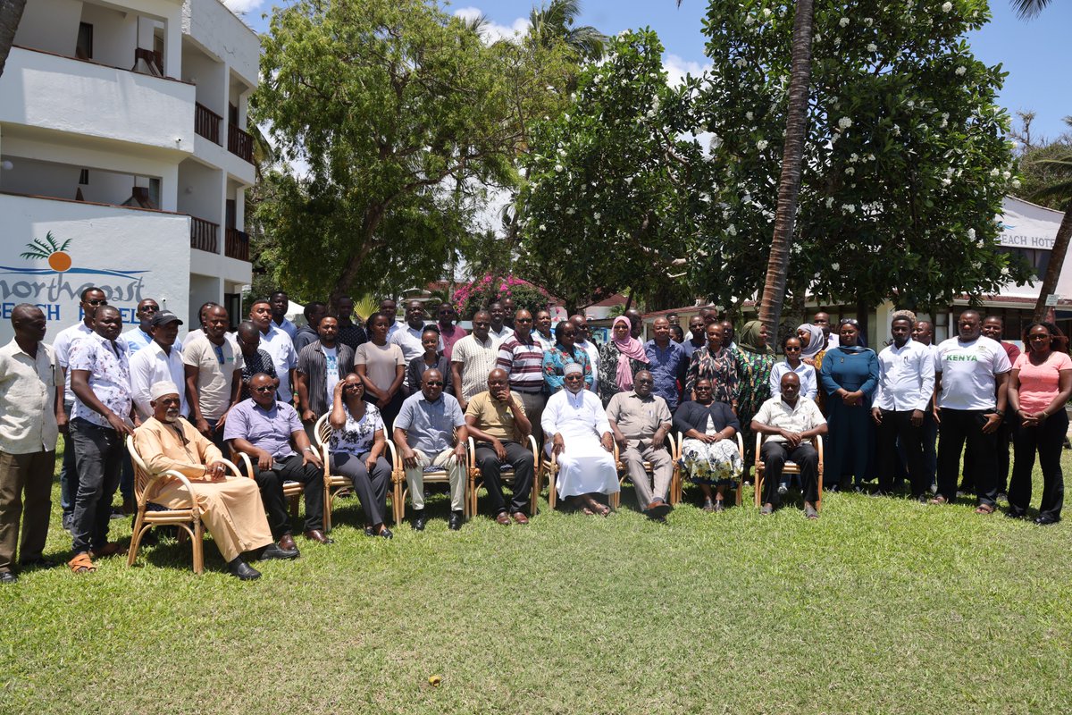 Kenya advances its #BlueEconomy agenda!  Stakeholders today validated key policy documents: 1. National Plan of Action for Sea Turtle Conservation 2. NPOA for Seabird Protection 3. National Tuna Fisheries Strategy @fisheries_kenya #Kenya #SustainableFisheries