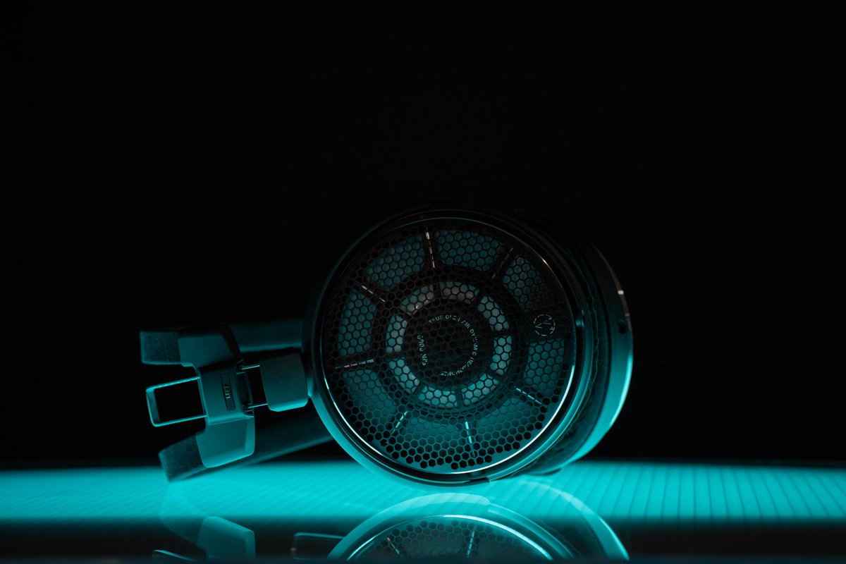 GadgetryTechJoe's tweet image. The hits keep coming.  The new ATH-ADX7000 is one of the best flagship headphones I&apos;ve ever heard.  Truly incredible.  youtu.be/fuHxDEjzFUE