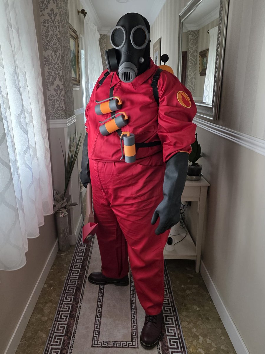 Bucket Kong tweet media