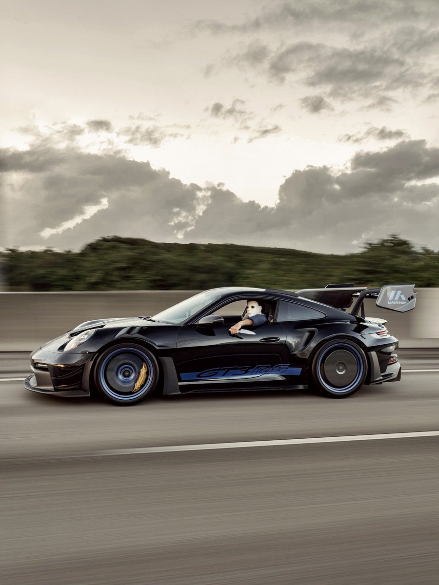 m_ql2_8's tweet image. Halloween 
#Porsche911
