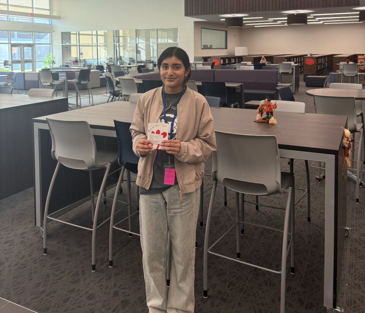 HumbleLib's tweet image. Congratulations 🎊🎉 Simra Iqbal for winning the Teen Tober writing contest 🤩🤩🤩🎉🎉🎉