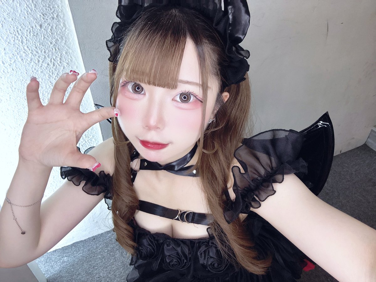 amaimai_eclipse's tweet image. 好きをくれないと、
悪戯しちゃうぞ😈🫴🏻🩷