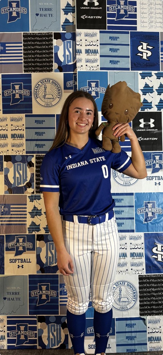 Emelia Rousse #99 tweet media