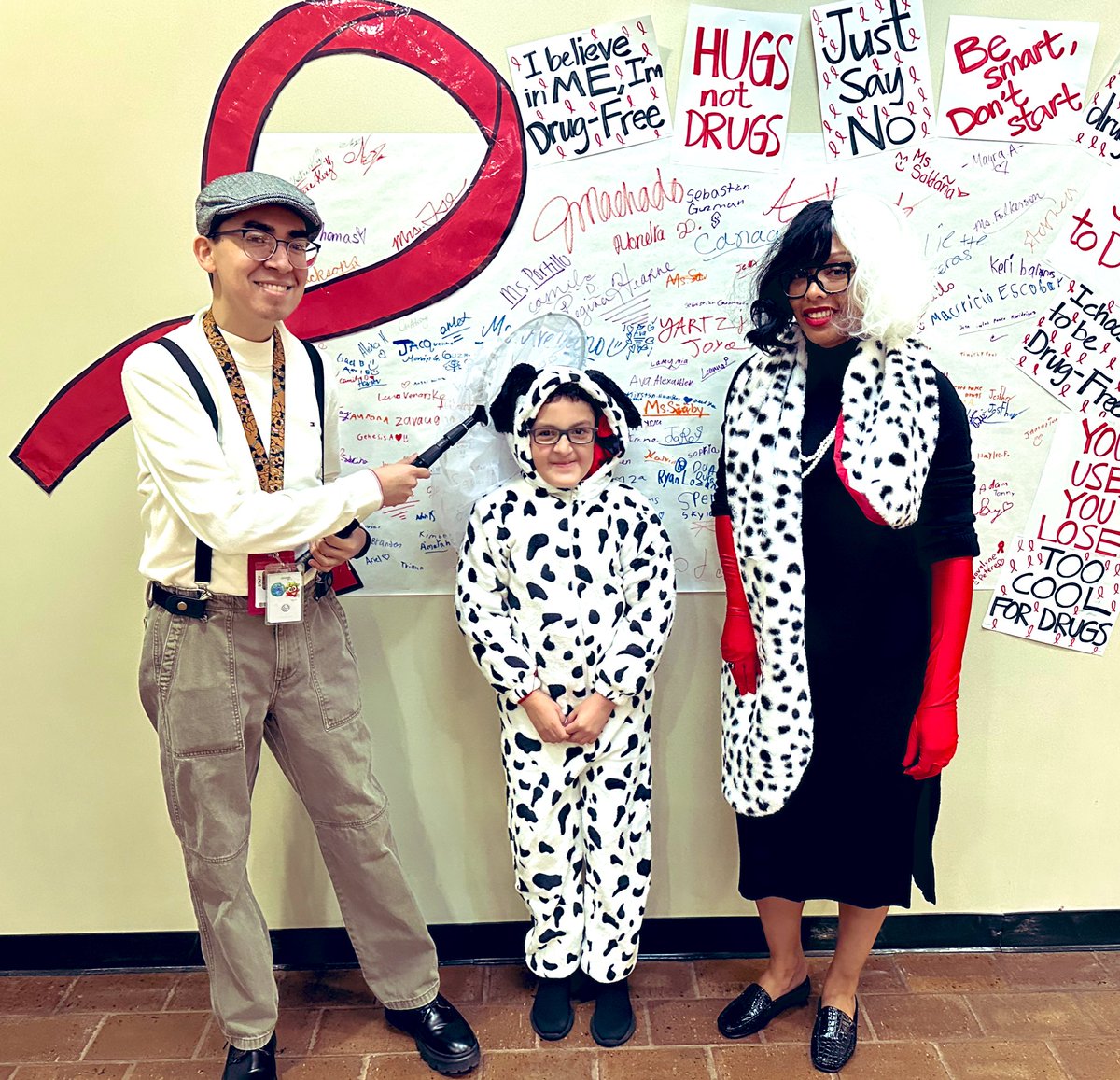 Christina tweet media