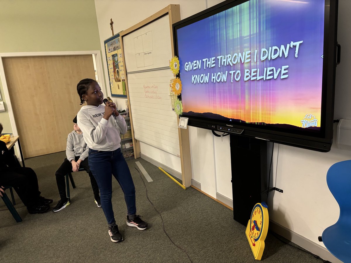 Mrs Deafley P6B tweet media