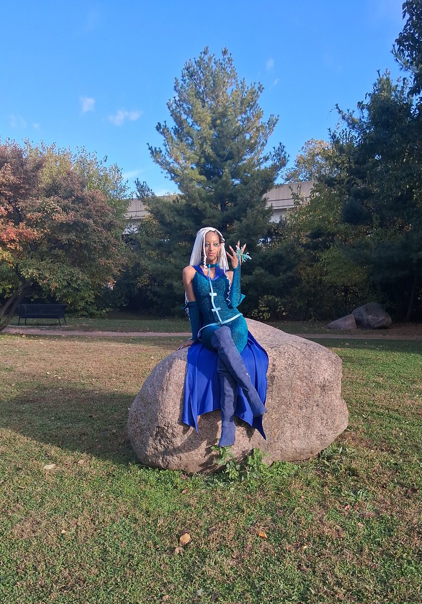chyandblack's tweet photo. mean girls are icy cold ❄️🧊🥶

happy halloween from Cloud Tower's H.W.I.C 🎃⚰️ (Head Witch In Charge) 

#winxclub #thetrix #icy https://t.co/54RaRmWtN0