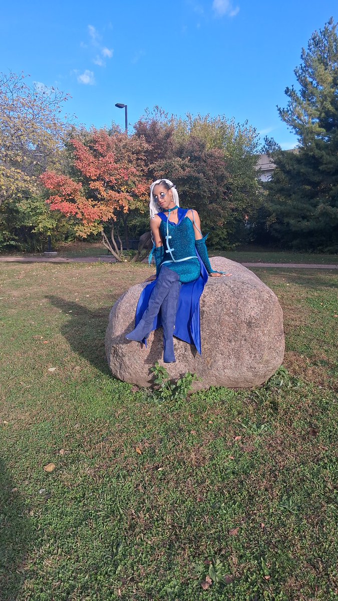 chyandblack's tweet photo. mean girls are icy cold ❄️🧊🥶

happy halloween from Cloud Tower's H.W.I.C 🎃⚰️ (Head Witch In Charge) 

#winxclub #thetrix #icy https://t.co/54RaRmWtN0