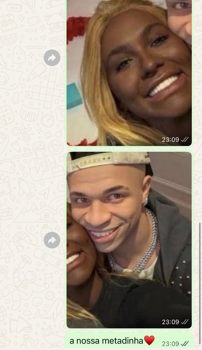 laradomengao's tweet image. eu mandando a minha ideia de metadinha pra ela♥️