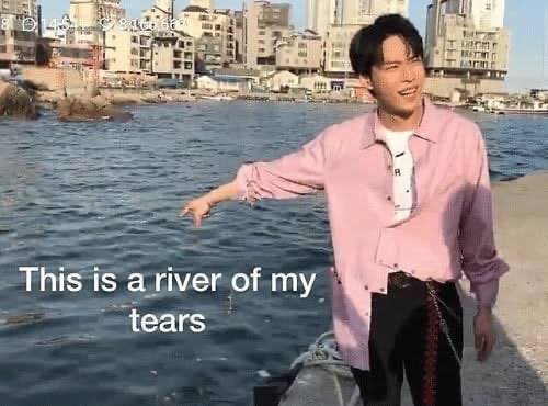 Me while watching #IdliKadai for the 3rd time but still ended up with.... <a href="/dhanushkraja/">Dhanush</a> you peaked as an actor and director man 🛐