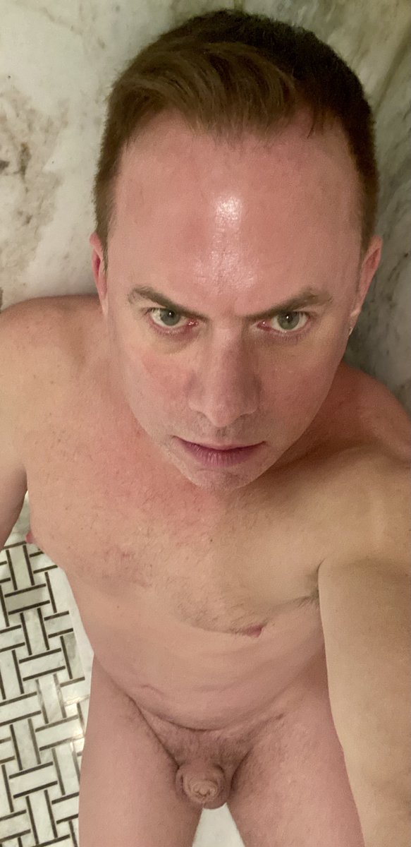 Me an my micro wee wee

<a href="/ScatpigEugene/">Scatpig</a>