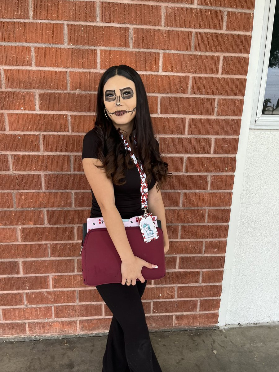 tetzlaff12351's tweet image. Halloween Spirit! #ABCUSD