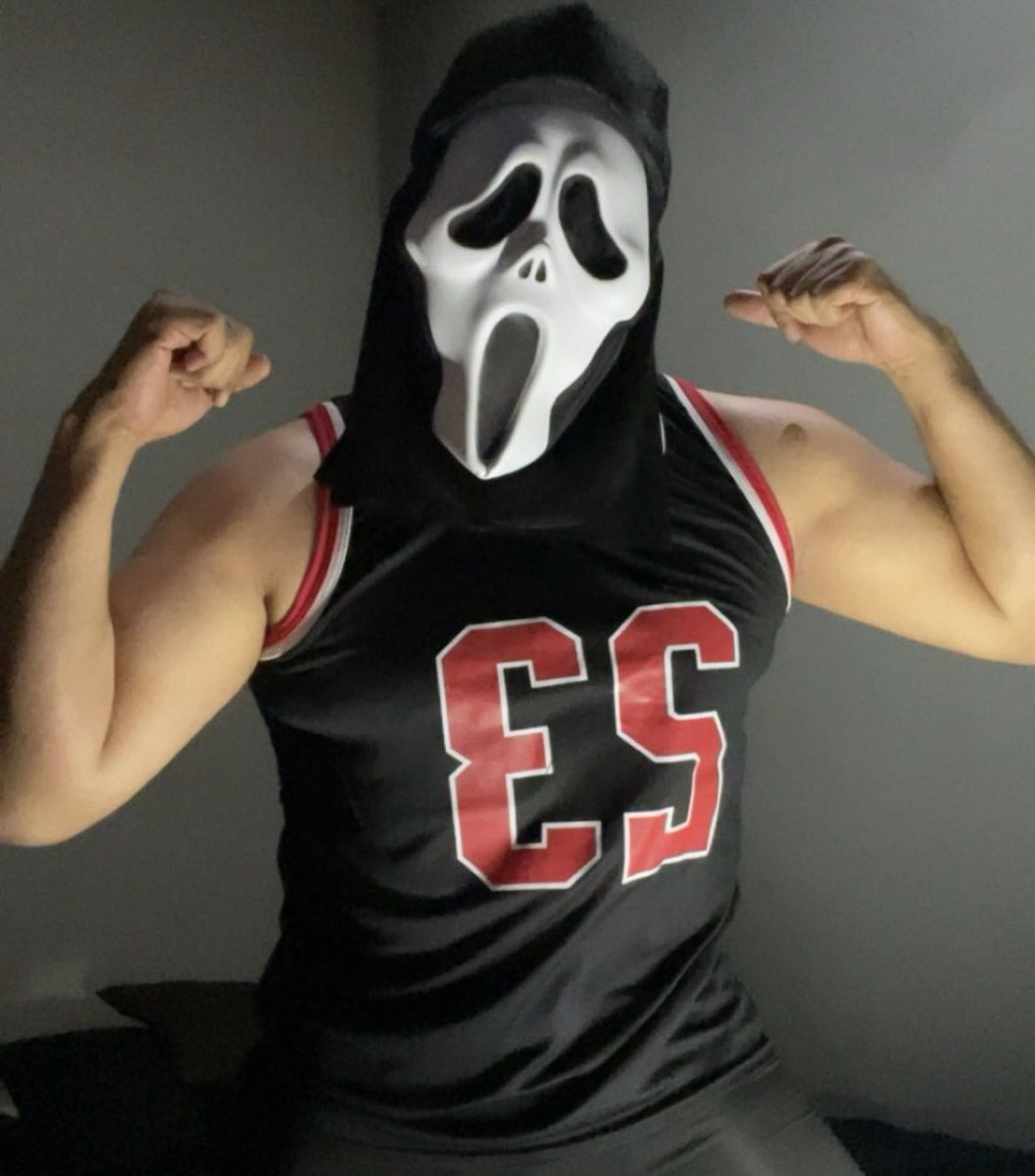 EverLeyvaMty's tweet photo. Si la ven en Grindr aguas… si soy yo haha 
Feliz Halloween. 👻 

#Mtygay #Cruising #gay 
@EncuentroGayMty @elgolosowar https://t.co/gVLGLKdqIz