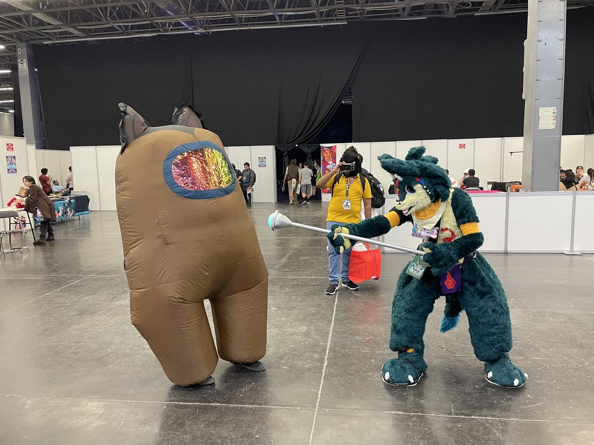 Have a sussy #fursuitfriday!