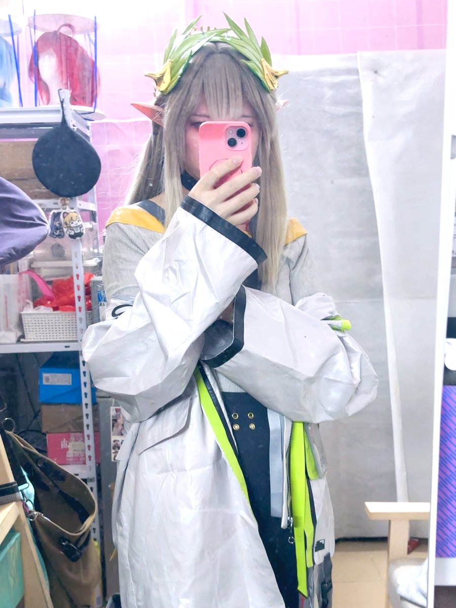 cxmiss_cc's tweet image. 今晚我将本色出演穷鬼