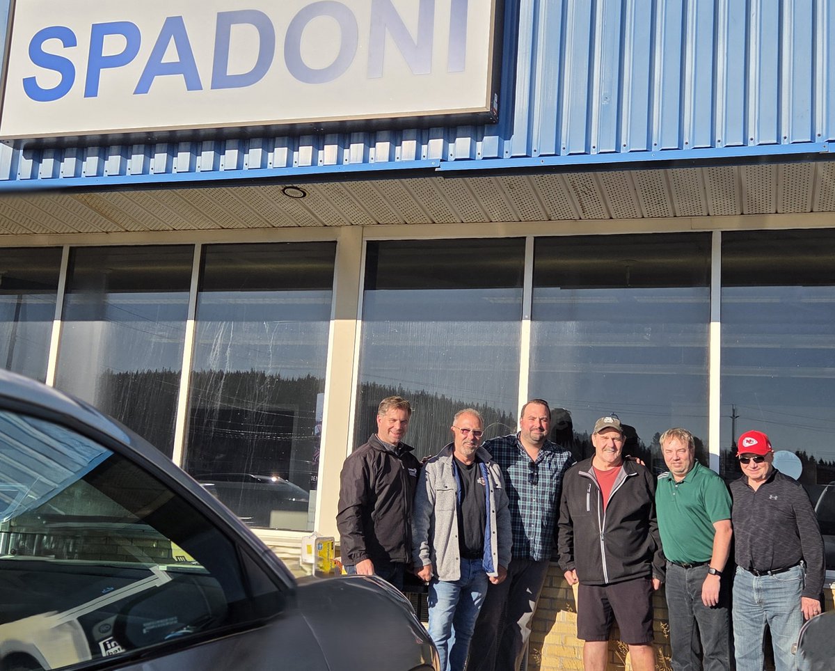 NFMCForestry's tweet image. On Tuesday, October 28, NFMC was excited to attend the Spadoni Motors BBQ in Marathon.  The event featured service promos, draw prizes, and FREE hamburgers/hot dogs and pop for attendees. 

Photo details @ facebook.com/NFMCForestry

#supportinglocalcommunities