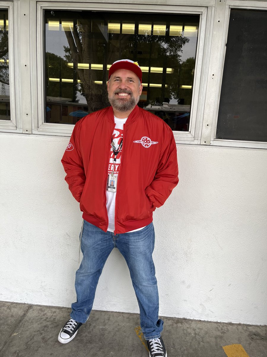 tetzlaff12351's tweet image. Halloween Spirit! #ABCUSD