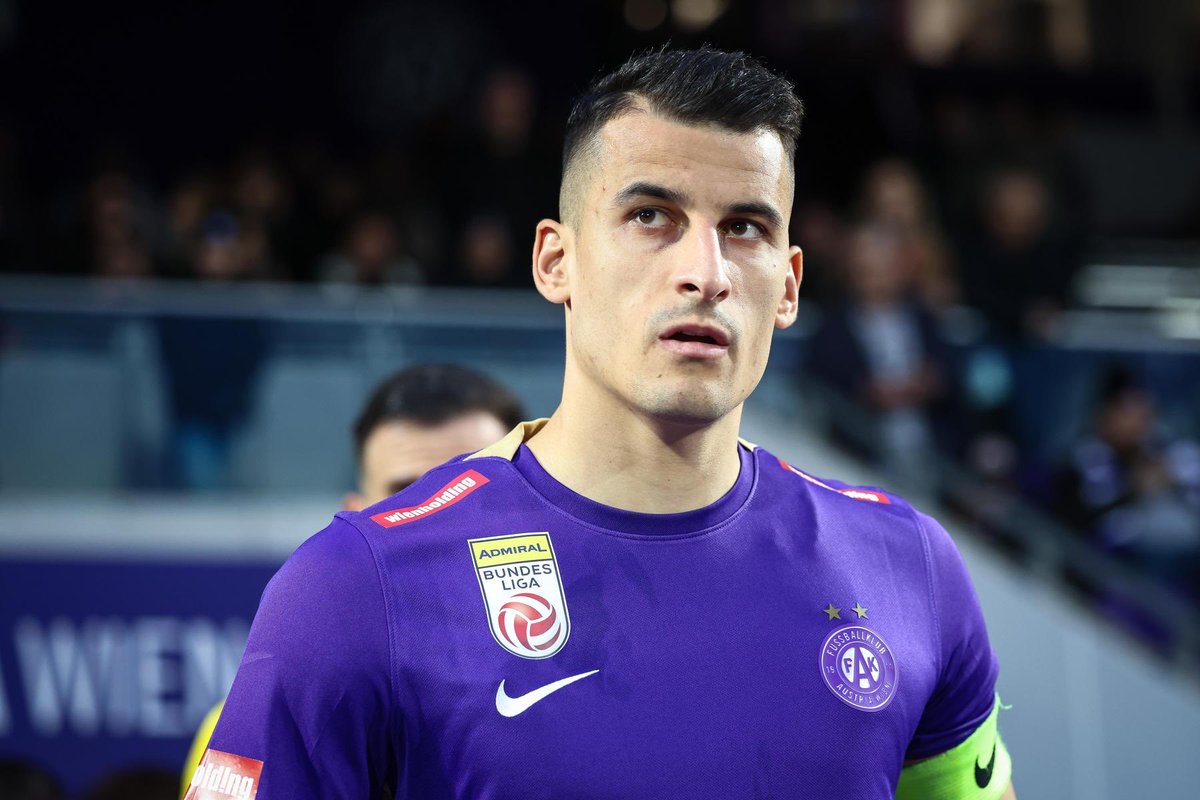 🚨BREAKING
Manfred Fischer dresses up as a football player for halloween. 🎃