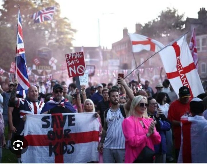 JChimirie66677's tweet image. @Keir_Starmer You say patriotism isn't just something you feel but something you do. Then do it. Secure the border. Protect the streets. Stand up for the people who built this country. You can't claim to love Britain while handing its future to global bureaucrats, activists, and…