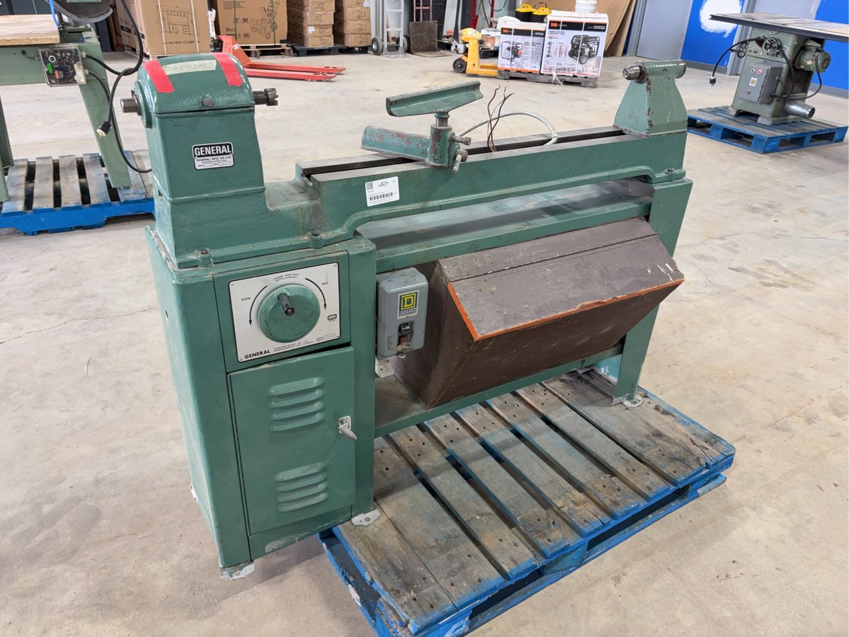 These lots and many more are up for bid on the November Bi-Weekly Auction. Check out shop equipment, hockey memorabilia, tools, lumber and more!
yacauctions.com/auctions/10443…